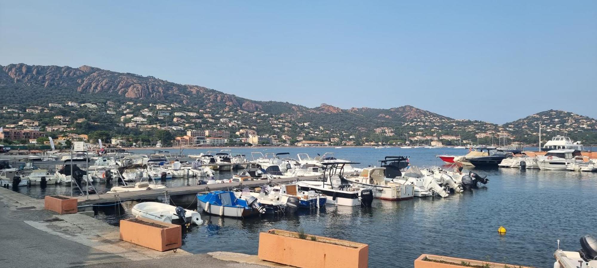 Agay Cap Esterel Le Hameau F2 Clim Plein Sud Dernier Etage Magnifique Vue Mer Saint-Raphaël Eksteriør billede