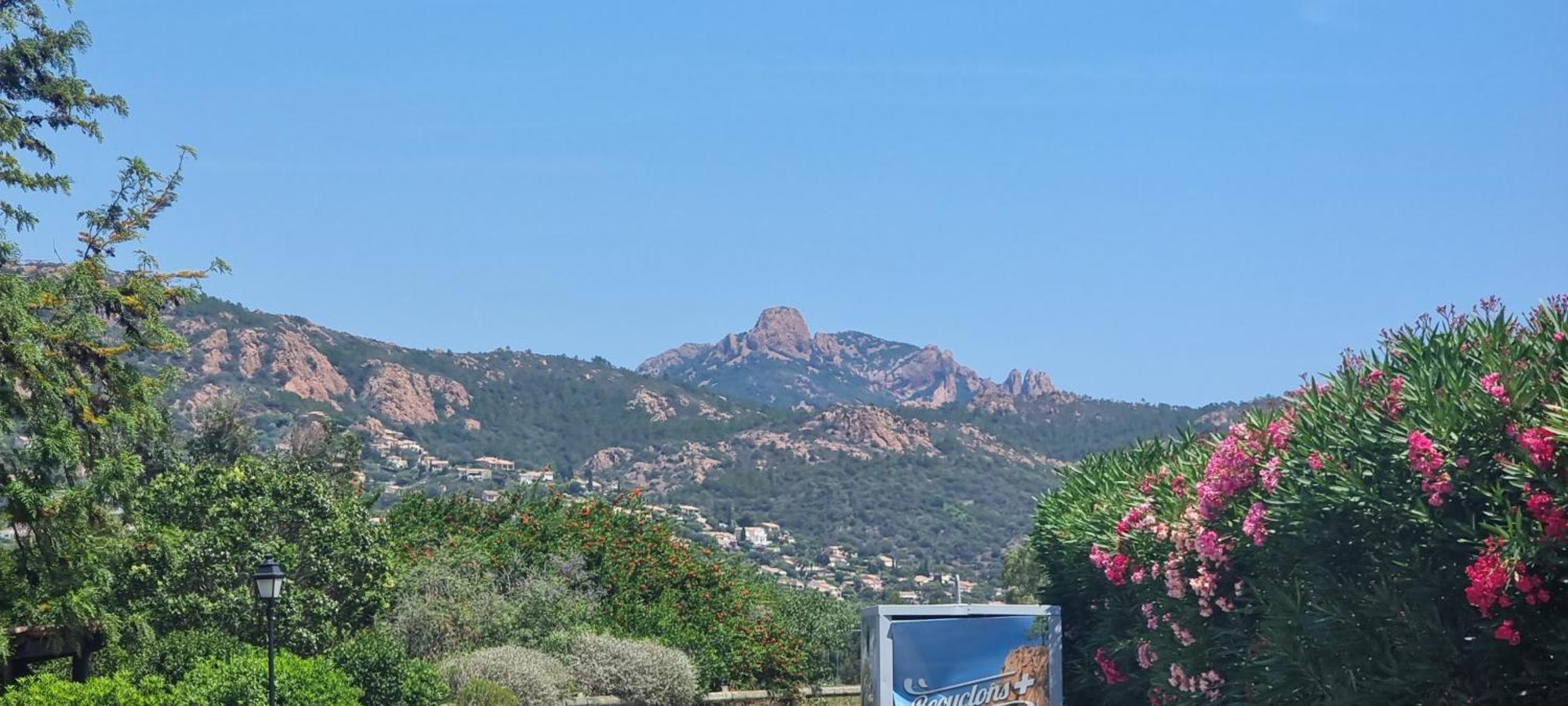 Agay Cap Esterel Le Hameau F2 Clim Plein Sud Dernier Etage Magnifique Vue Mer Saint-Raphaël Eksteriør billede