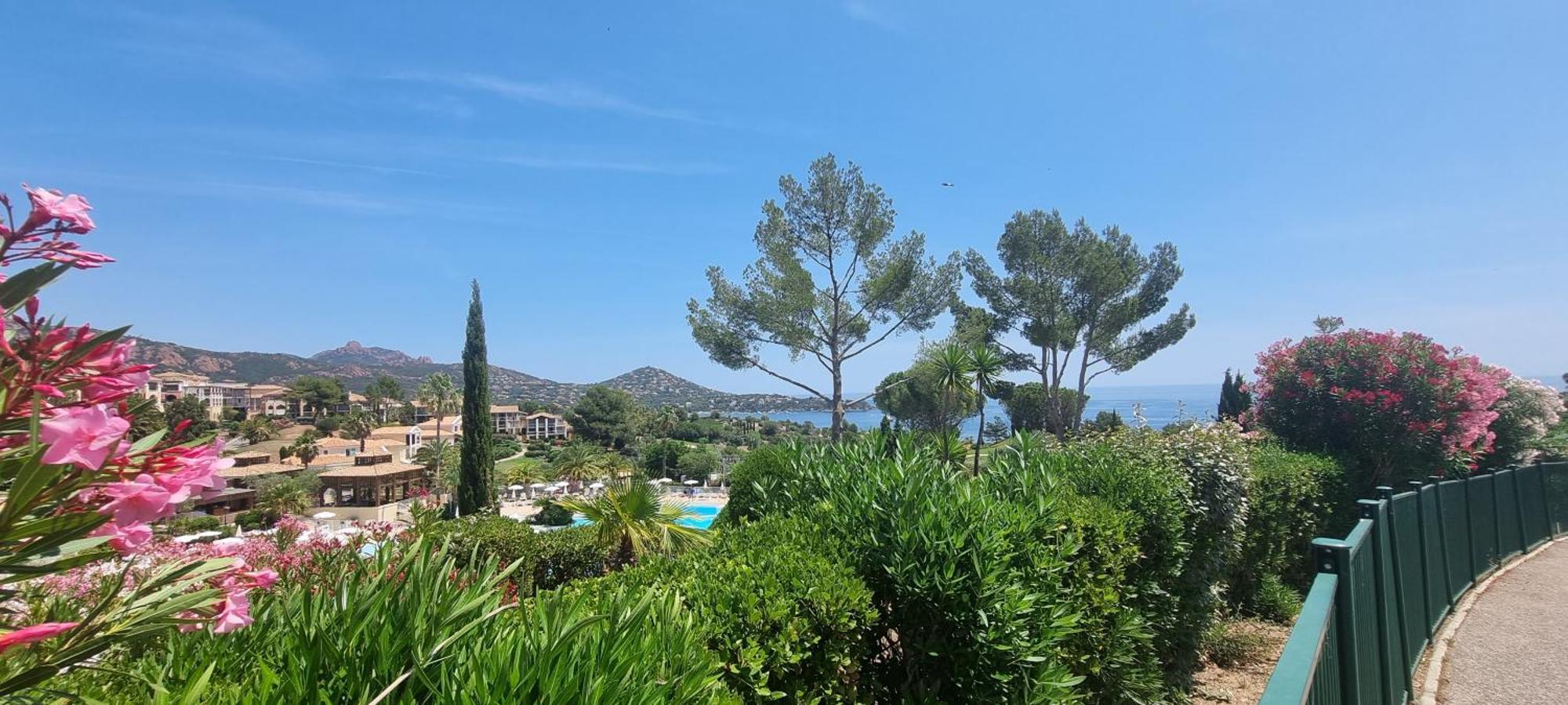 Agay Cap Esterel Le Hameau F2 Clim Plein Sud Dernier Etage Magnifique Vue Mer Saint-Raphaël Eksteriør billede